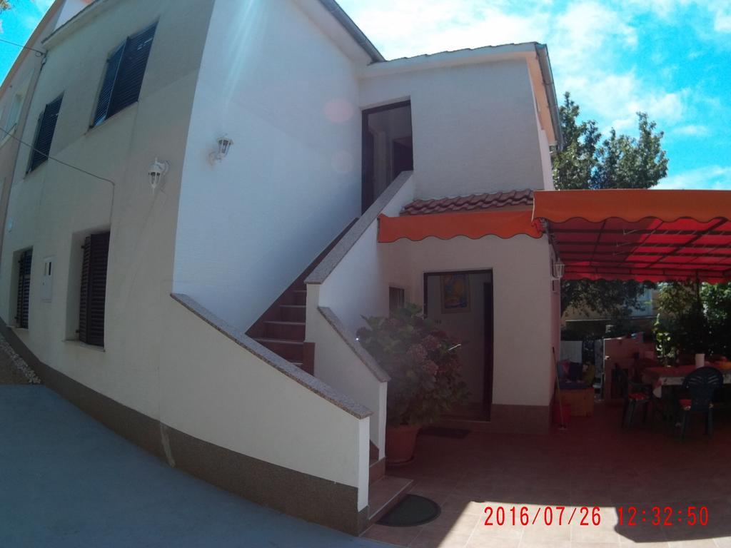 Apartman Luburic Pinezići Екстериор снимка